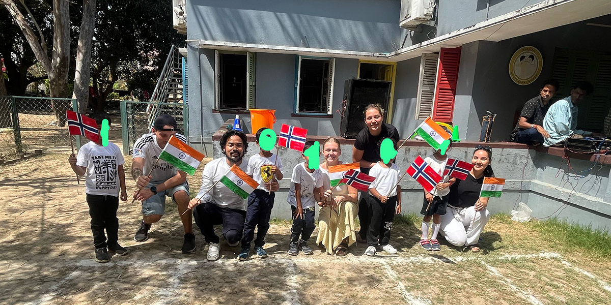  Bridging Classrooms Bridging Futures